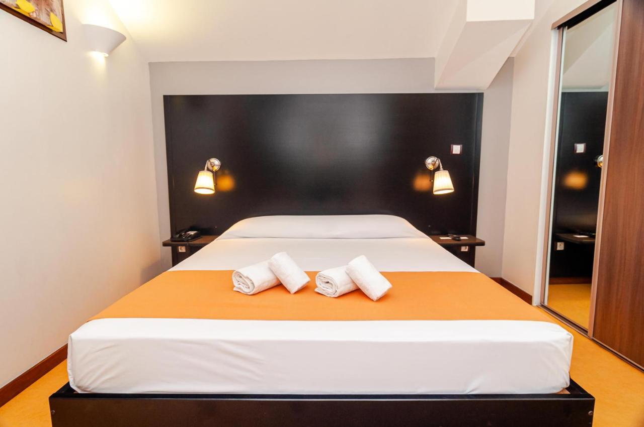 Tama Hotel Saint-Gilles-les-Bains Buitenkant foto