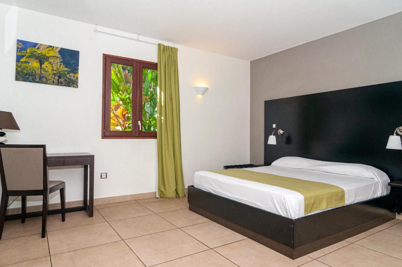 Tama Hotel Saint-Gilles-les-Bains Buitenkant foto