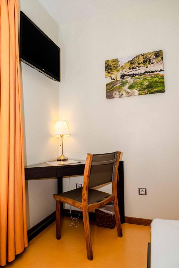 Tama Hotel Saint-Gilles-les-Bains Buitenkant foto