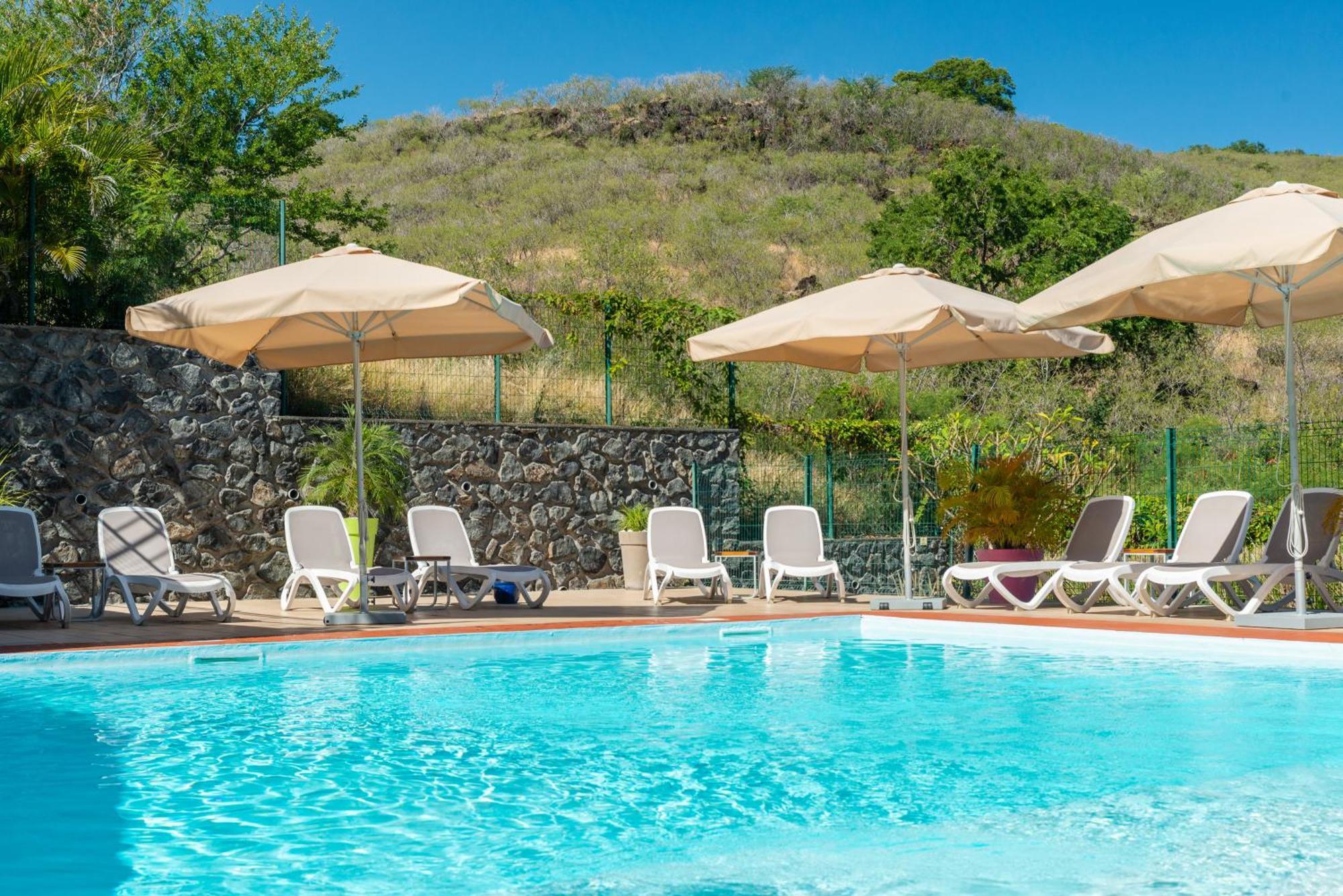 Tama Hotel Saint-Gilles-les-Bains Buitenkant foto