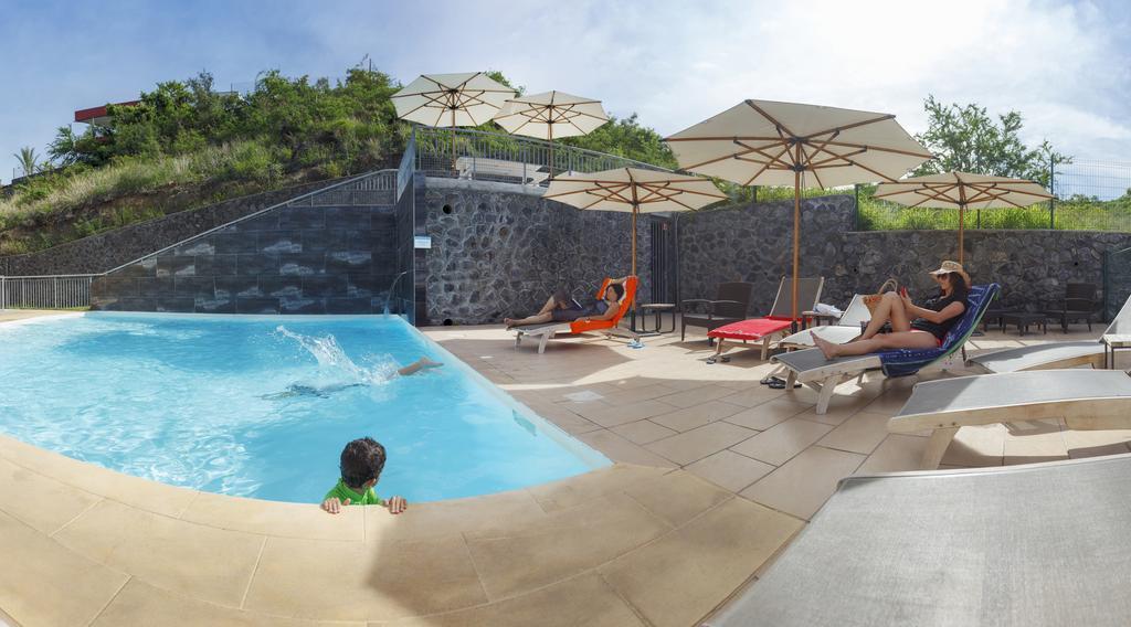 Tama Hotel Saint-Gilles-les-Bains Buitenkant foto