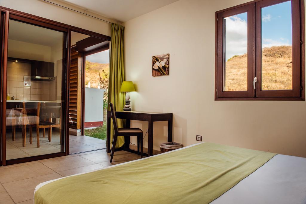 Tama Hotel Saint-Gilles-les-Bains Buitenkant foto