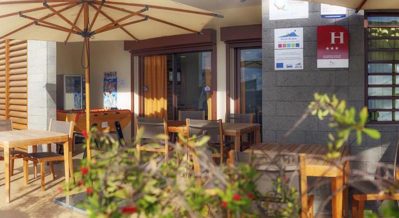 Tama Hotel Saint-Gilles-les-Bains Buitenkant foto