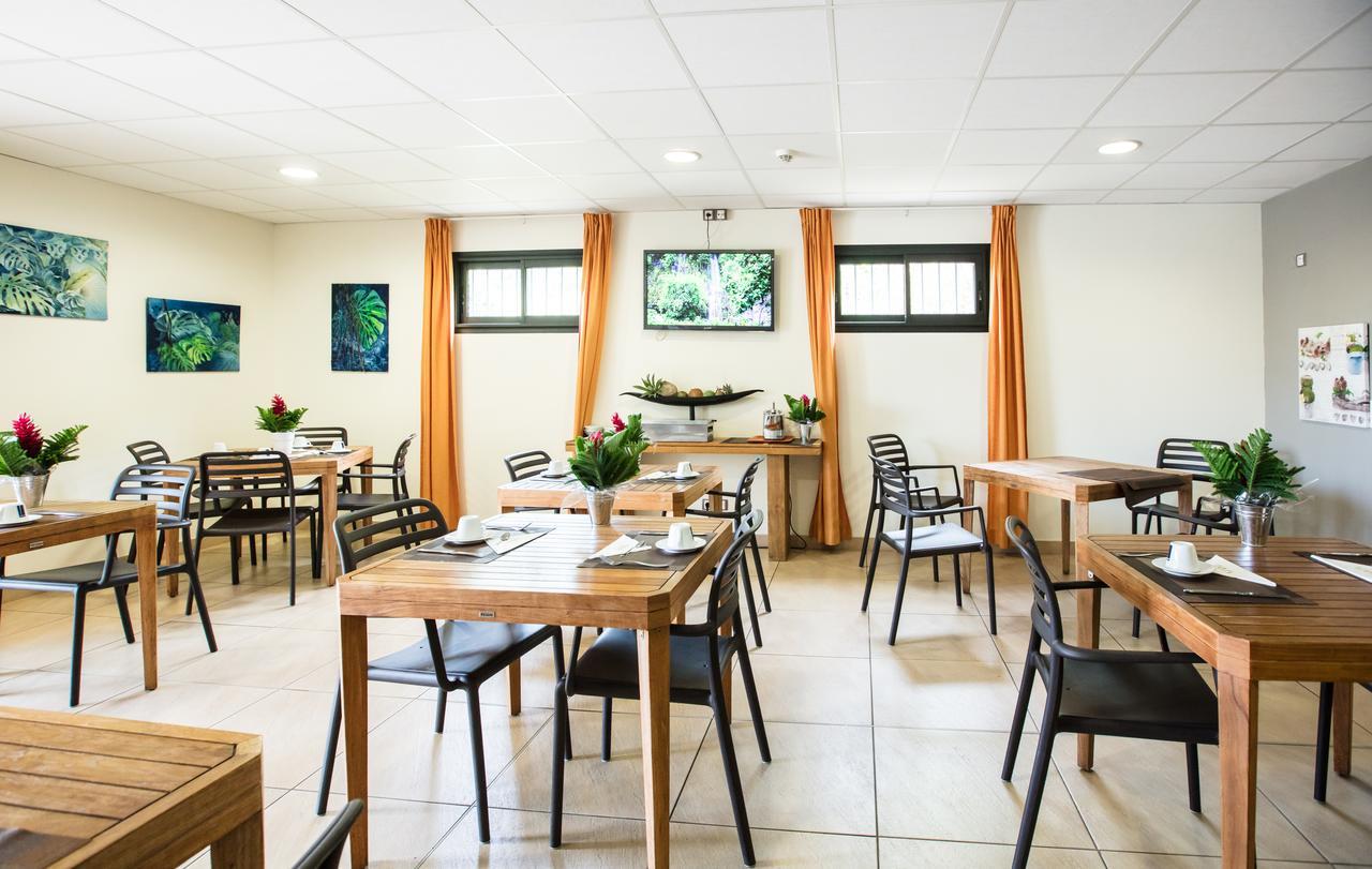 Tama Hotel Saint-Gilles-les-Bains Buitenkant foto